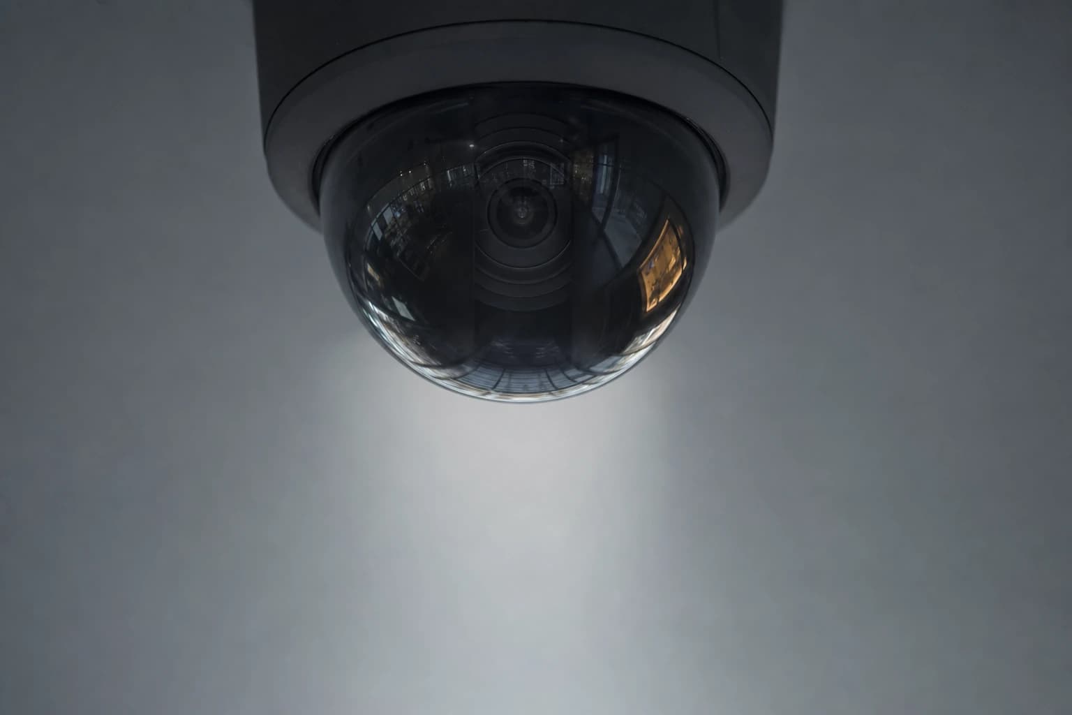 Security cameras and Law 25: what a business may actually film